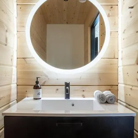 Saunamaeki - Cedra * Salo (Salo)